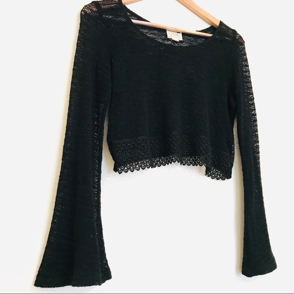 PacSun Tops - L.A. HEARTS | BELL SLEEVED CROCHET CROP TOP